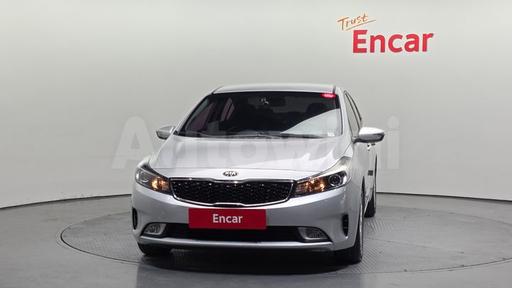 Kia K3 2017 — 3