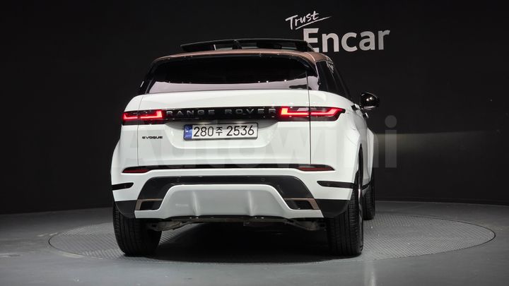 Land Rover Range Rover Evoque 2024 — 4