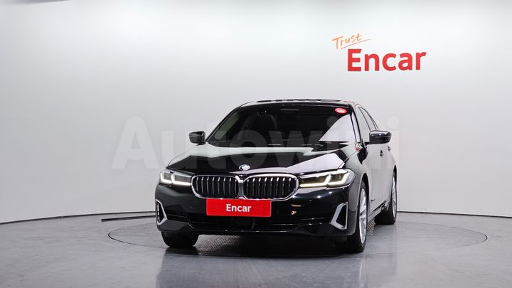 BMW 5 Series 2022 — 3