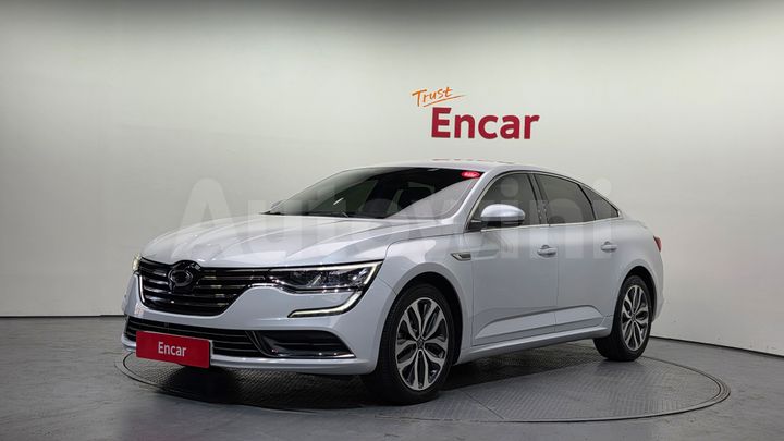 Renault SM6