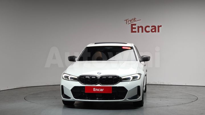 BMW 3 Series 2024 — 3
