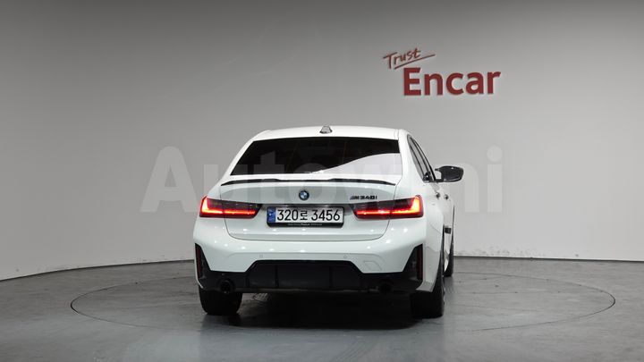 BMW 3 Series 2024 — 4