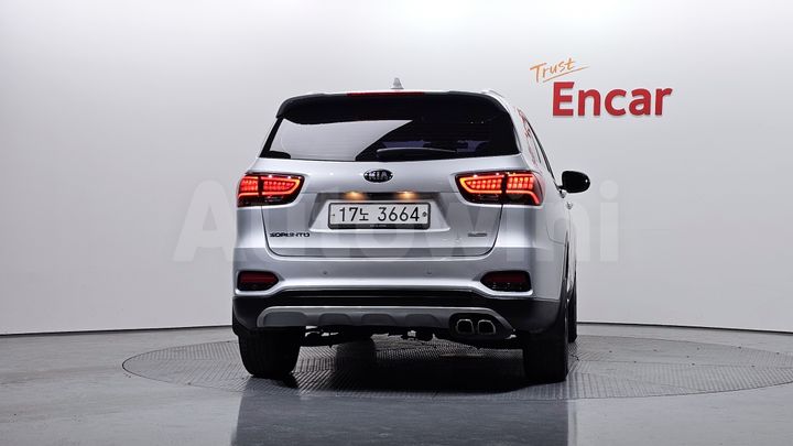 Kia Sorento 2018 — 4