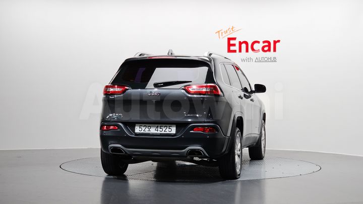 Jeep Cherokee 2016 — 4