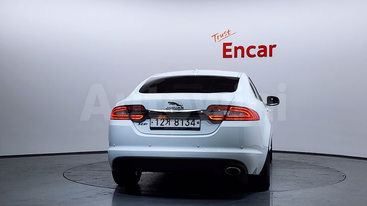 Jaguar XF 2015 — 4