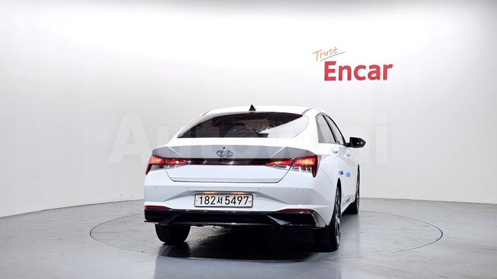 Hyundai Avante 2021 — 4