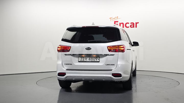 Kia Carnival 2019 — 4