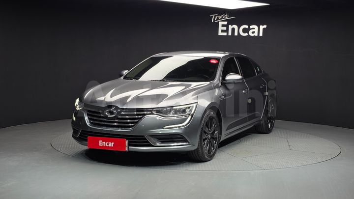 Renault SM6
