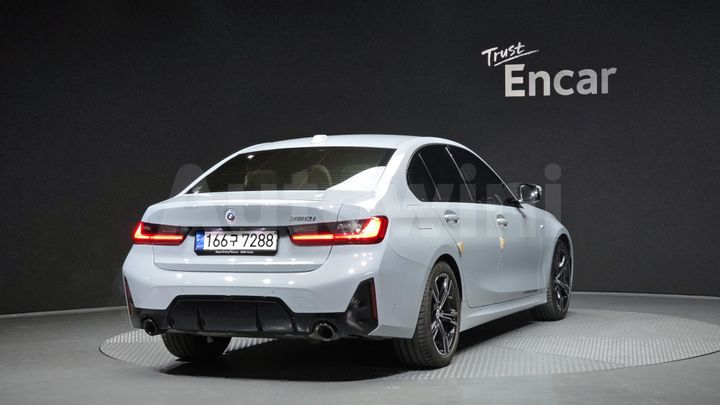 BMW 3 Series 2023 — 2