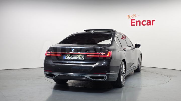 BMW 7 Series 2021 — 4