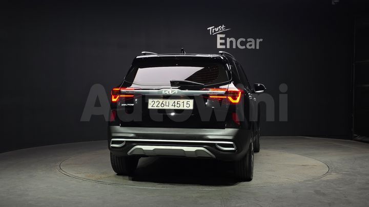 Kia Seltos 2023 — 4