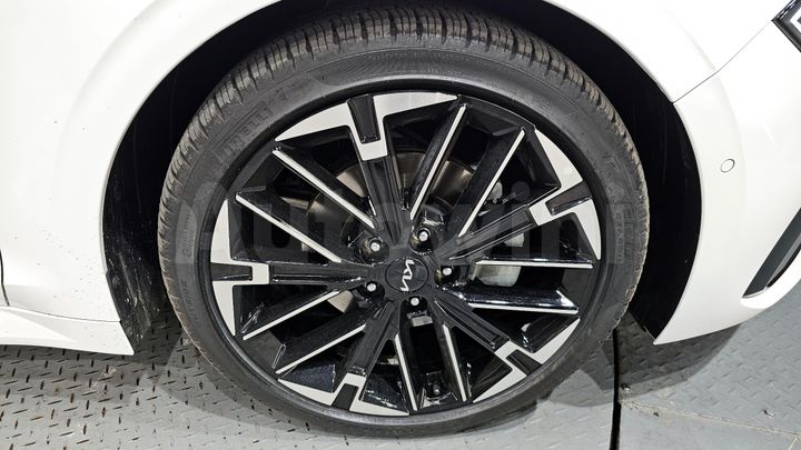 Kia K5 2024 — 5