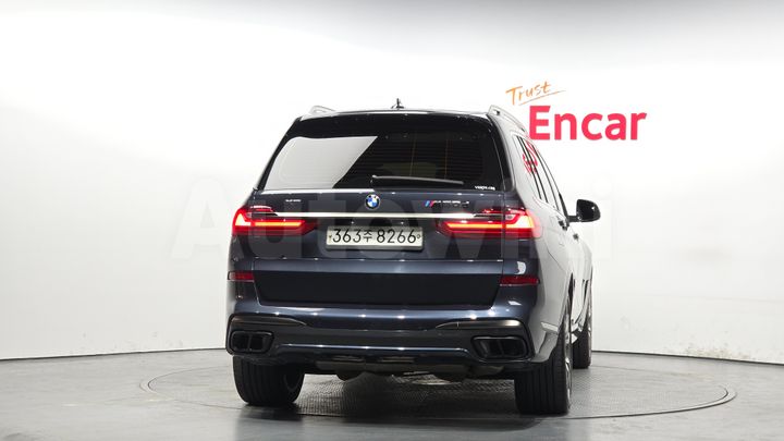 BMW X7 2020 — 4
