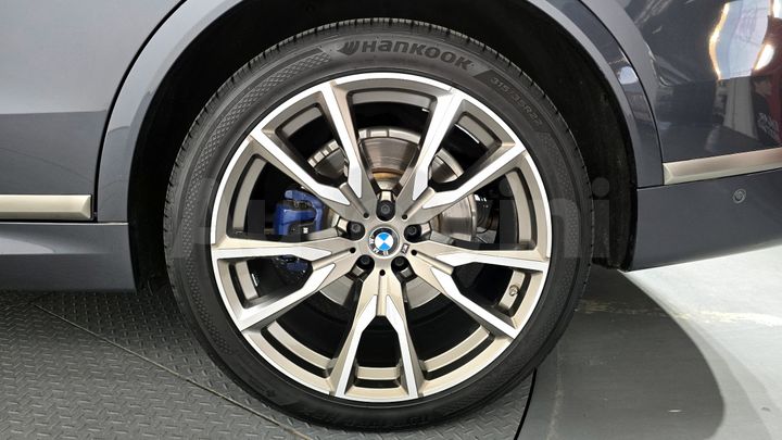 BMW X7 2020 — 5