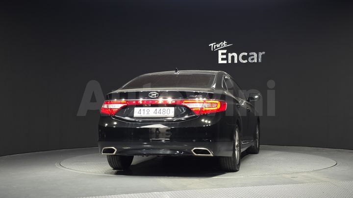 Hyundai Grandeur 2015 — 4