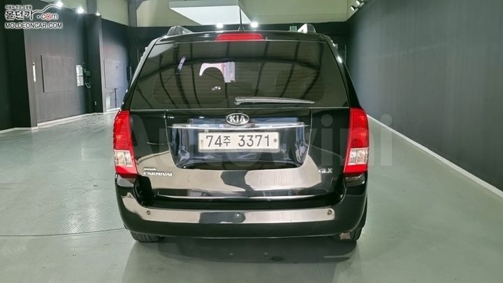 Kia Carnival 2014 — 4