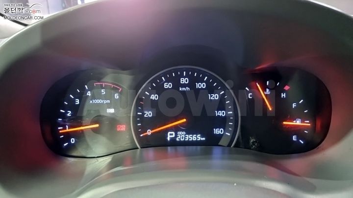 Kia Carnival 2014 — 5