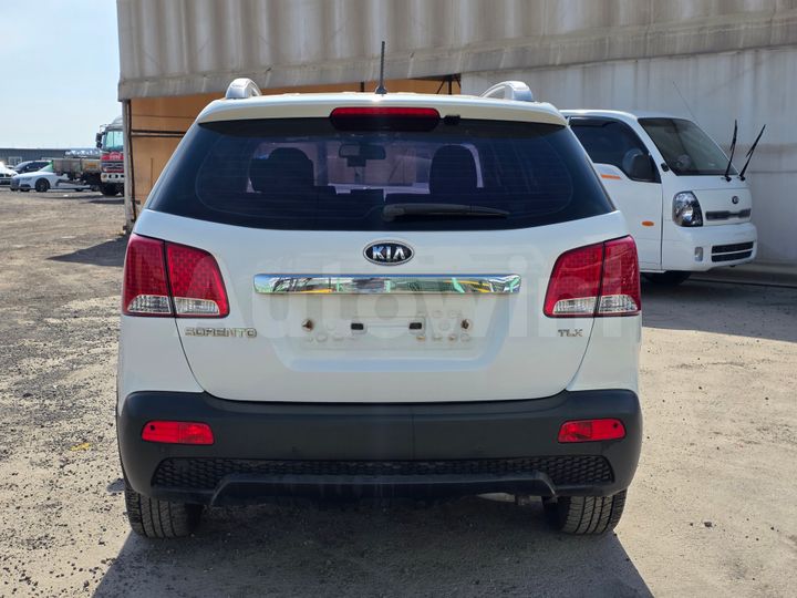 Kia Sorento 2011 — 5