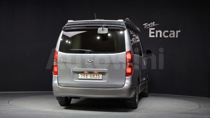 Hyundai Starex 2018 — 4
