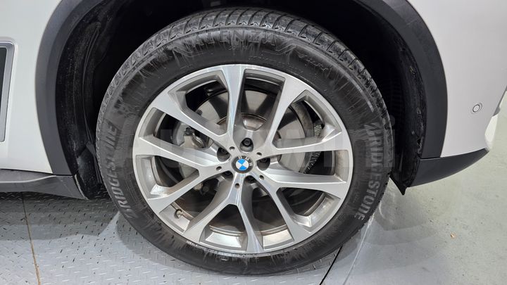 BMW X5 2020 — 5