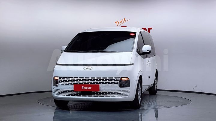 Hyundai Staria 2022 — 3