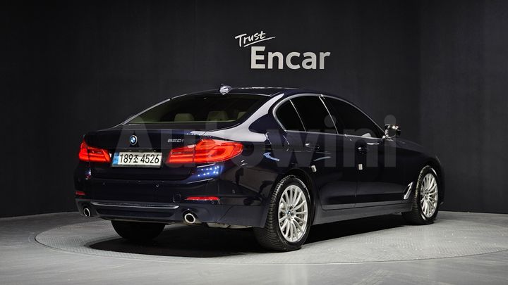 BMW 5 Series 2020 — 2