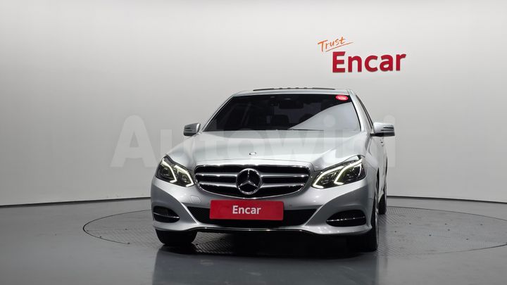 Mercedes Benz E Class 2014 — 3