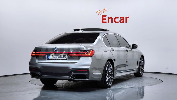 BMW 7 Series 2022 — 2