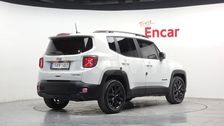 Jeep Renegade 2022 — 2