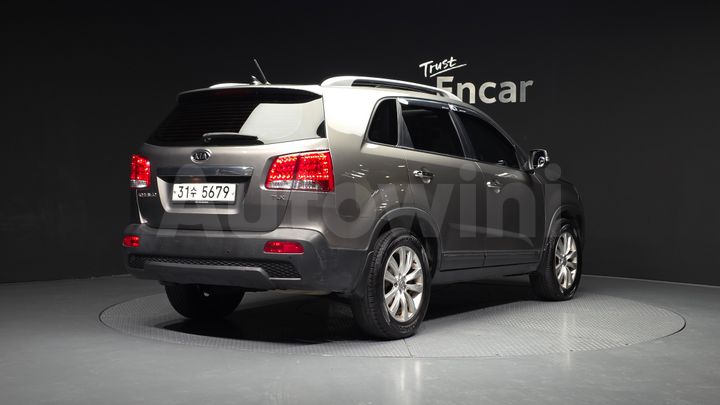 Kia Sorento 2011 — 2