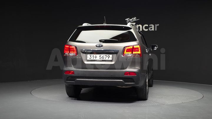 Kia Sorento 2011 — 4