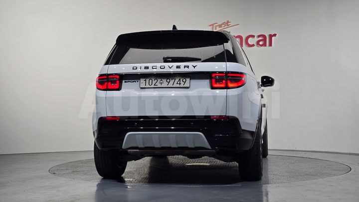 Land Rover Discovery Sport 2024 — 3