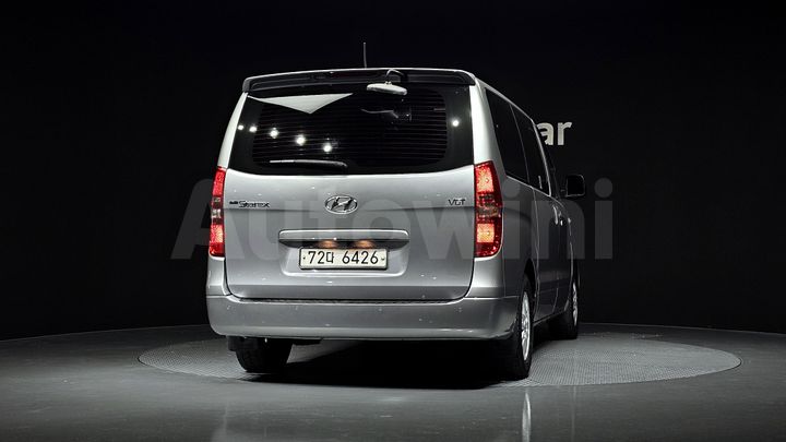 Hyundai Starex 2017 — 4