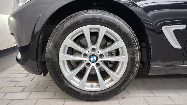 BMW 3 Series 2020 — 5