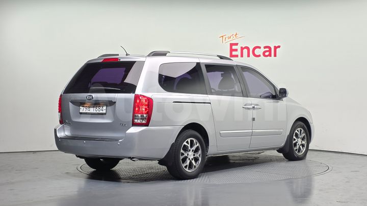Kia Carnival 2014 — 2