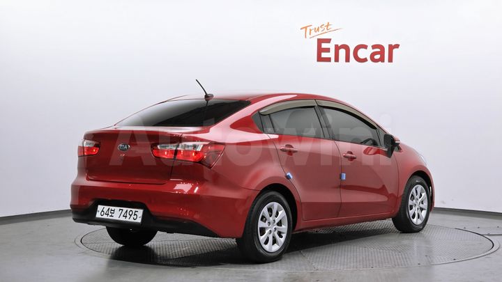 Kia Pride 2015 — 2