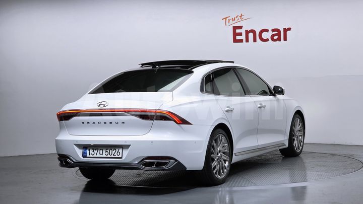 Hyundai Grandeur 2022 — 2