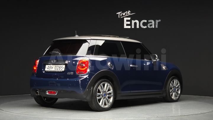 Mini Cooper 2017 — 2