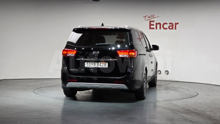 Kia Carnival 2018 — 4