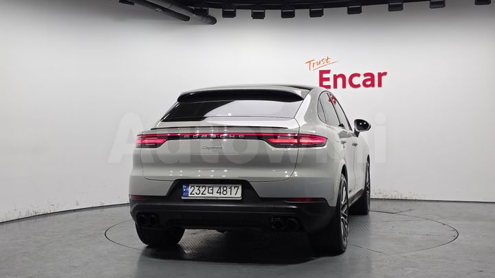 Porsche Cayenne 2023 — 4