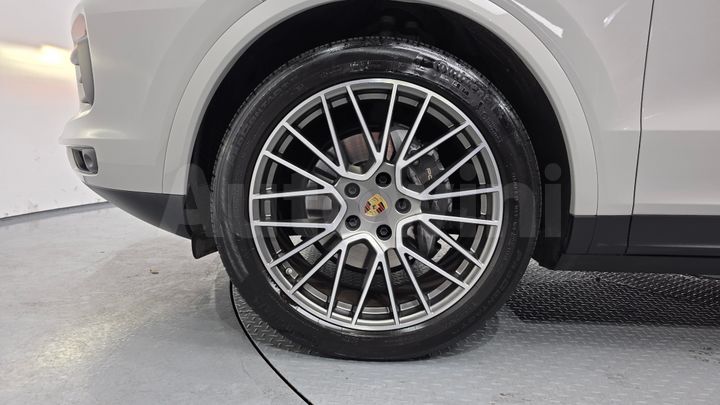 Porsche Cayenne 2023 — 5