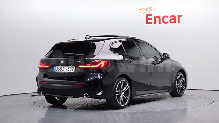 BMW 1 Series 2021 — 2