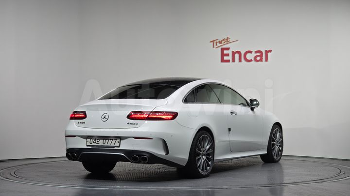 Mercedes-Benz E Class 2017 — 2