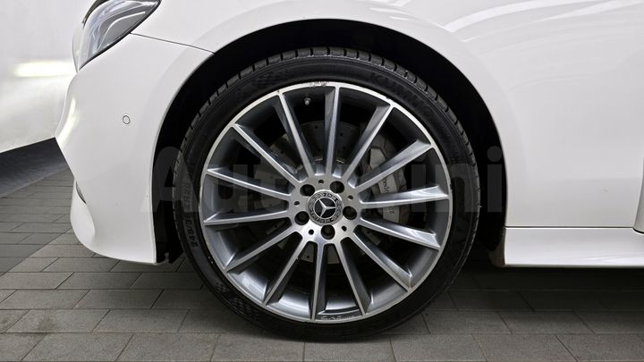 Mercedes-Benz E Class 2017 — 5