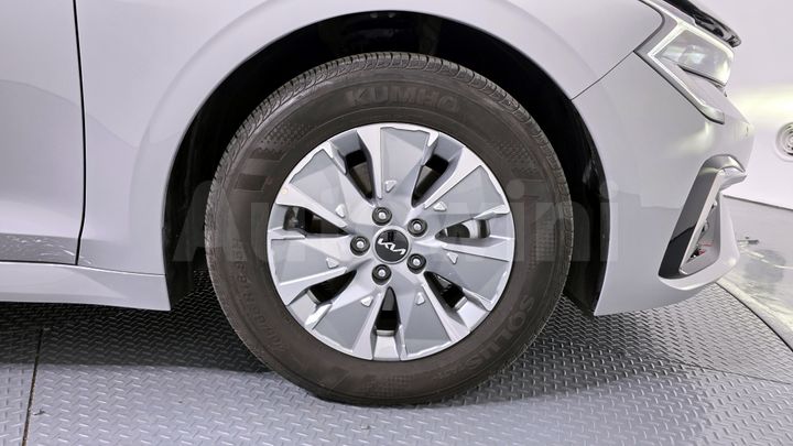 Kia K5 2025 — 5