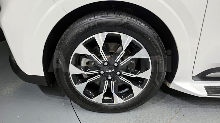 Kia Carnival 2022 — 5