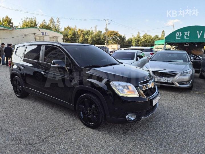 Chevrolet Orlando 2017 — 2