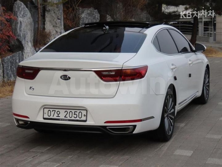 Kia K7 2018 — 3