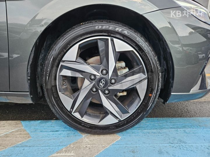 Hyundai Avante 2021 — 5