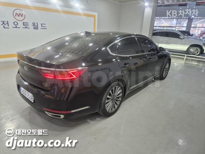 Kia K7 2019 — 5